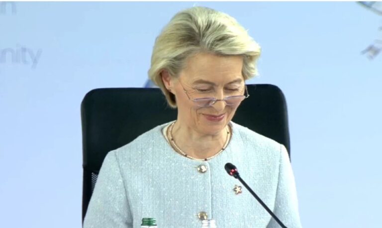 Ursula von der Leyen: BE, e gatshme të bëjë më shumë për ta sjellë Putinin në tryezë