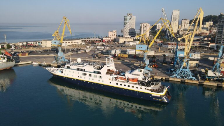 108 turistë amerikanë në Durrës, Rama: Një linjë e re turistike për Shqipërinë
