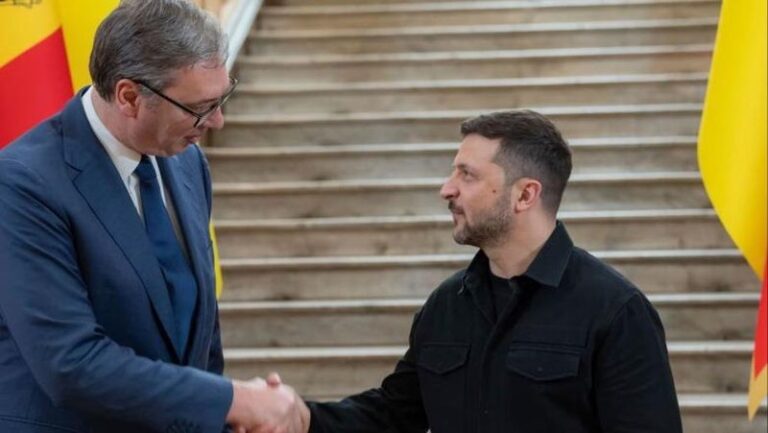 Vuçiç refuzon të nënshkruajë deklaratën që dënon agresionin rus: Jam krenar për politikën e Serbisë