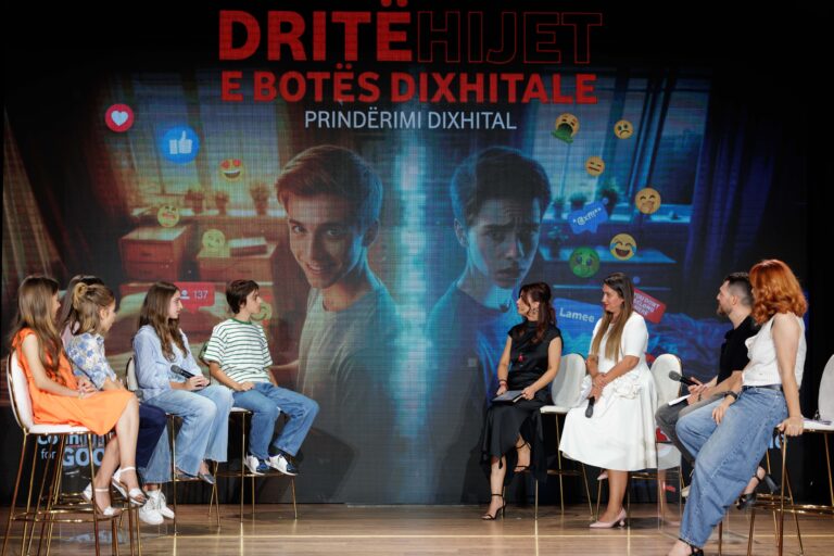 “Dritëhijet e botës dixhitale – Një rrëfenjë nga e ardhmja”. Vodafone Albania lançon fushatën “Prindërimi dixhital”