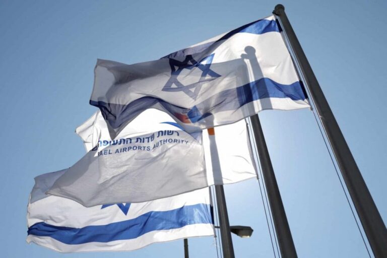 Izraeli mbyll sërish hapësirën ajrore pas sulmeve amerikane ndaj Iranit