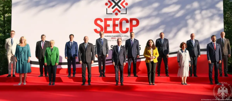Serbia dhe Bosnja-Hercegovina refuzuan të firmosin deklaratën e Samitit në Tiranë, bllokuan për 30 minuta gjithçka!