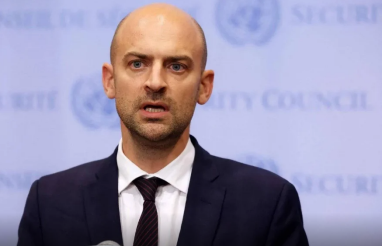 Situata Iran-Izrael, reagon Franca: Presim hapjen e një diskutimi edhe me SHBA-në