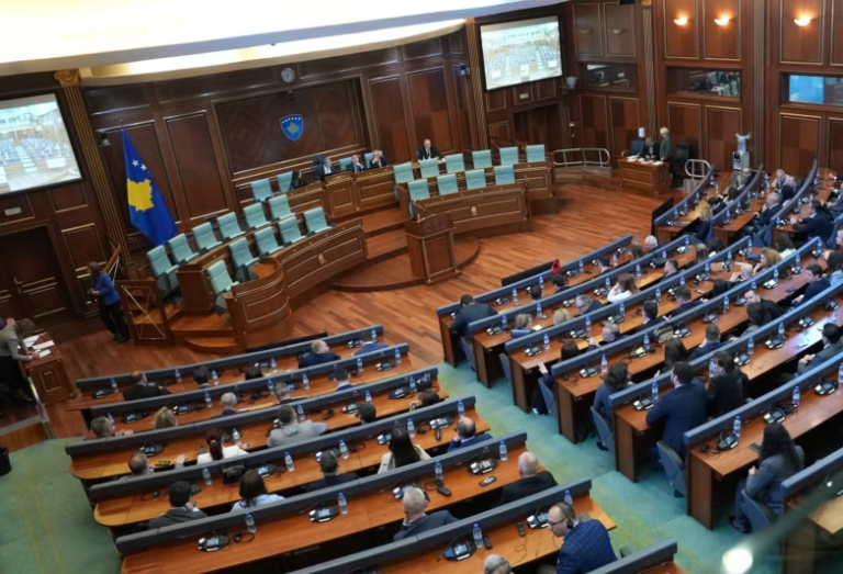 Politikanë abuzues!