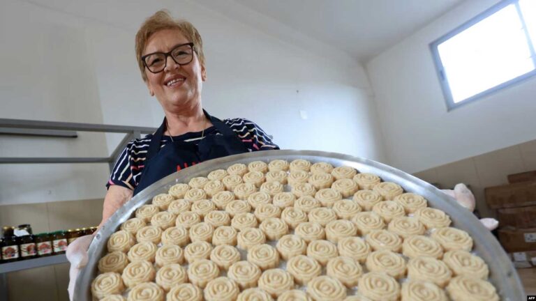 Përmeti, qyteti i Shqipërisë që mban aromë trëndafili