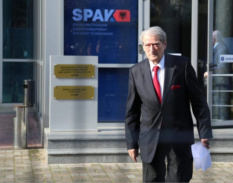 Berisha mbron sërish Veliajn: Ndaj tij janë sjellë në mënyrë të papranueshme