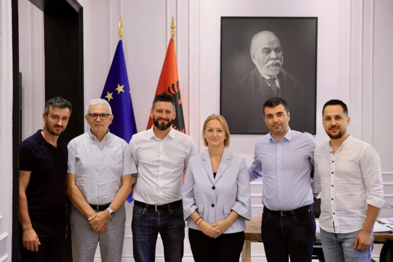 Ministrja Denaj: Mundësitë konkrete të financimit për zhvillimin e sektorit të vreshtarisë dhe verës