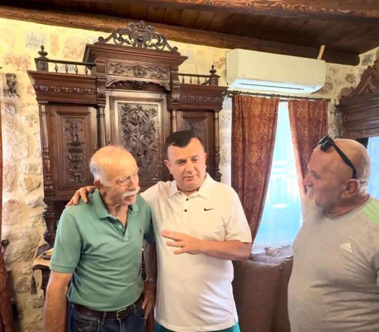 Ministri i Shtetit për Marrëdhëniet me Parlamentin, Taulant Balla në Kretë: Sipërmarrësi grek vlerëson kontributin e shqiptarëve në ekonomi