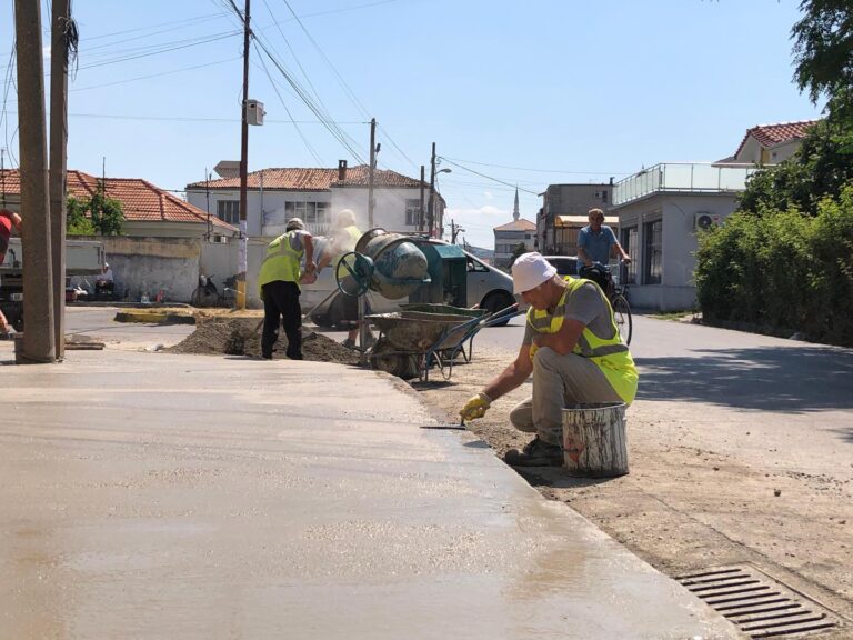 Benet Beci: Vijon puna për trotuaret në lagjen “Kiras”, investimet do shtrihen në gjithë qytetin