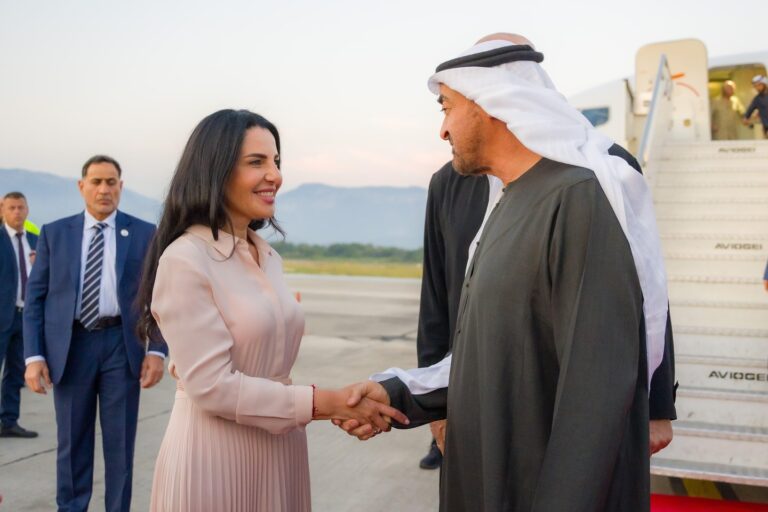 ”Ditë me rëndësi për marrëdhëniet Shqipëri-Emirateve të Bashkuara Arabe”, Balluku: Do ndryshojmë thellësisht jetën e qytetarëve