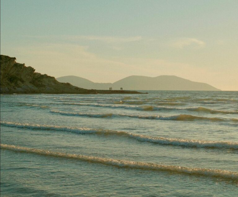 Rama ndan foto nga plazhi i Zvërnecit: Shqipëria e bukur