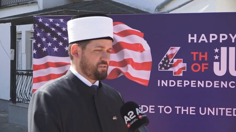 Pavarësia e Amerikës, hoxha Maliqi: Trump shpëtoi Kosovën nga një pushtim tjetër i Serbisë