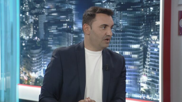 Këlliçi për 11 Majin: SHBA ende nuk e ka uruar Ramën