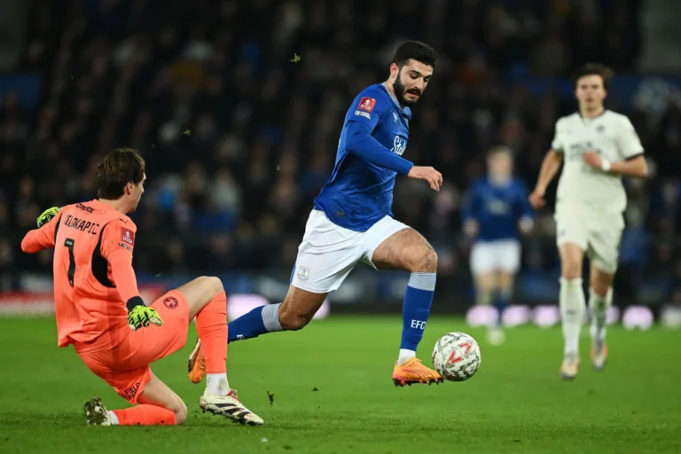 Transferimi i Brojës te klubi i Premier League, zbulohet shuma që Chelsea përfitoi nga shitja e sulmuesit shqiptar