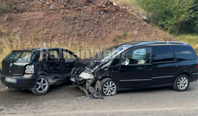 Aksidenti me pasoja, Policia: I plagosuri rëndë një 15-vjeçar, transportohet te Trauma në Tiranë