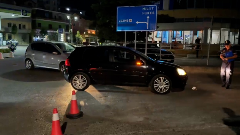 Aksident në Lezhë, makina përplas këmbësorin