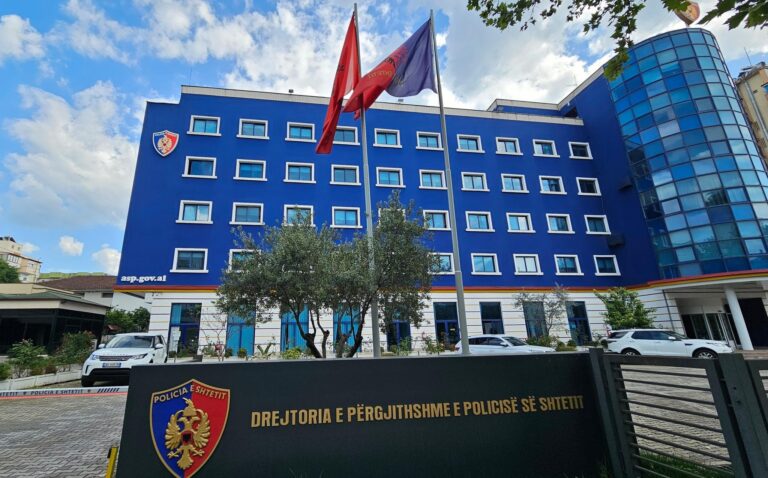 Banesa falas, bursa dhe dëmshpërblime/ Zbardhet vendimi i qeverisë për familjet e policëve të rënë në detyrë