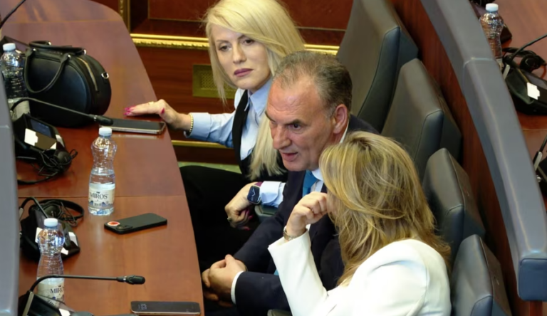 Nëse propozohet emri i Fatmir Limajt, të hënën mund të konstituohet Kuvendi në Kosovë