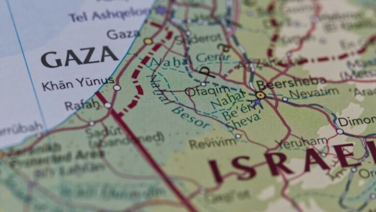 Izraeli dërgon ekipin në Katar për bisedime me Hamasin – a do të shohim një armëpushim në Gaza së shpejti?
