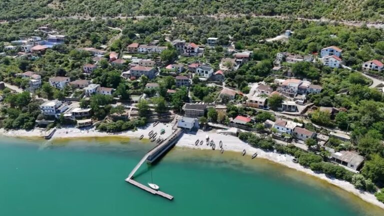 Shiroka dhe Zogajt, kjo mahnitje që shpërfaq magjishëm si një solemnitet bukurish Liqeni i Shkodrës