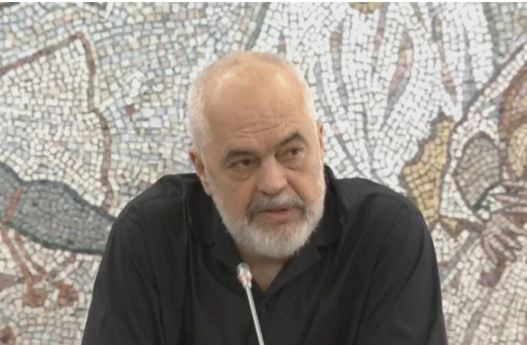 Rama: Çdo ngrehinë e ngritur në hapësirë publike apo zonë të mbrojtur do të rrafshohet! S’do të ketë asnjë tolerancë