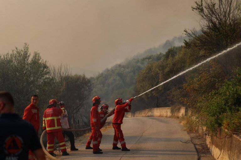 Ministri i Brendshëm, Ervin Hoxha: Mjete të ushtrisë dhe emergjencave civile, shërbimet zjarrëfikëse, në çdo bashki dhe autoambulanca
