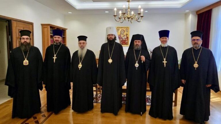 Kryepeshkop Joani pret delegacionin e kishës ruse