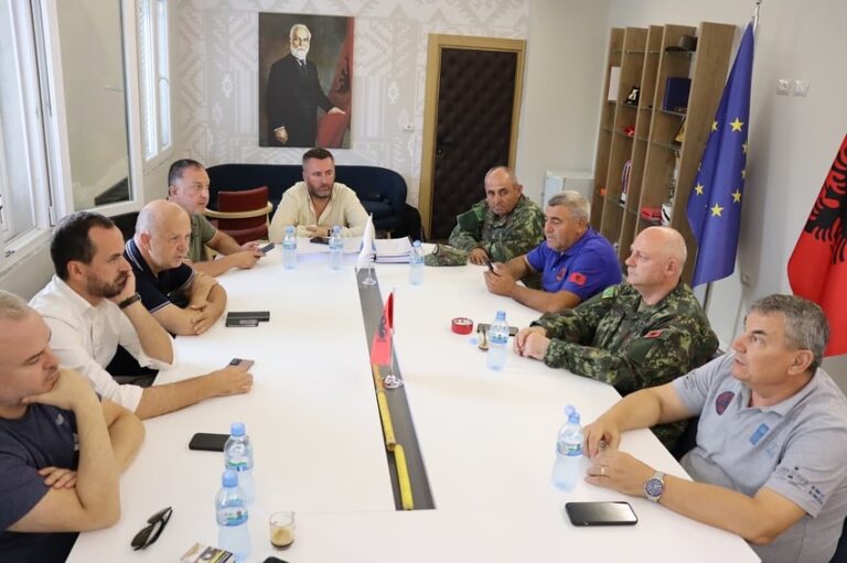 Mbahet një takim për koordinimin e masave ndaj zjarreve në njësinë Skënderbegas