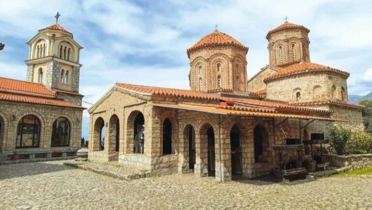 “Le Figaro”: Shqipëria mes destinacioneve më të mira kulturore për të udhëtuar