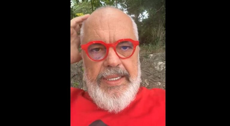 Rama: 440 mijë hektarë u dogjën në Evropë brenda muajit gusht
