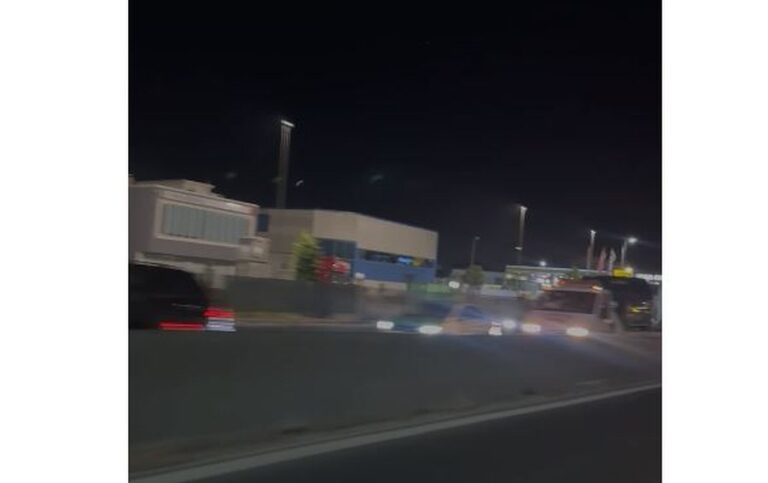 Aksident në autostradën Durrës-Tiranë, krijohet trafik