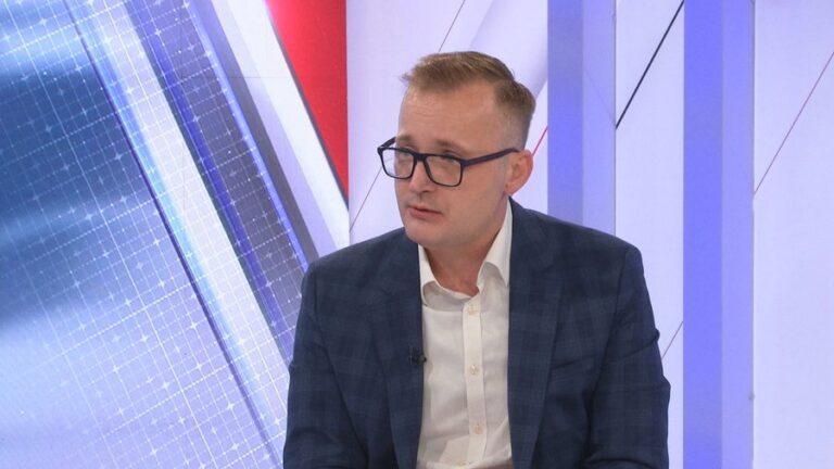 ”Qeveria e re me mercenarë nga PD”, Hoxha: Demokratët të mos futen në Kuvend
