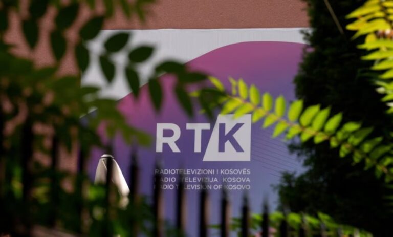 Ç’po ndodh me Radio Televizionin e Kosovës? Reagon menaxhmenti: Riorganizimi i stafit s’ka karakter ndëshkues