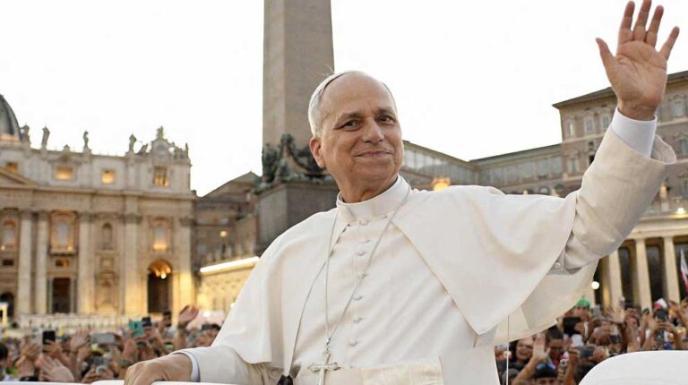 Papa Leone: Mos e lejoni Inteligjencën Artificiale t’ju bëjë detyrat e shtëpisë