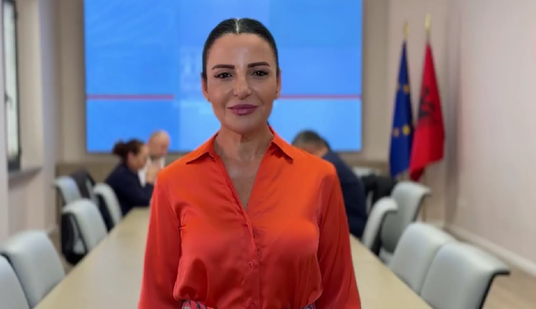 Lirimi i hapësirave publike, Balluku ka një mesazh: Nga sot IKMT dhe Policia do të ndërmarrin masa konkrete