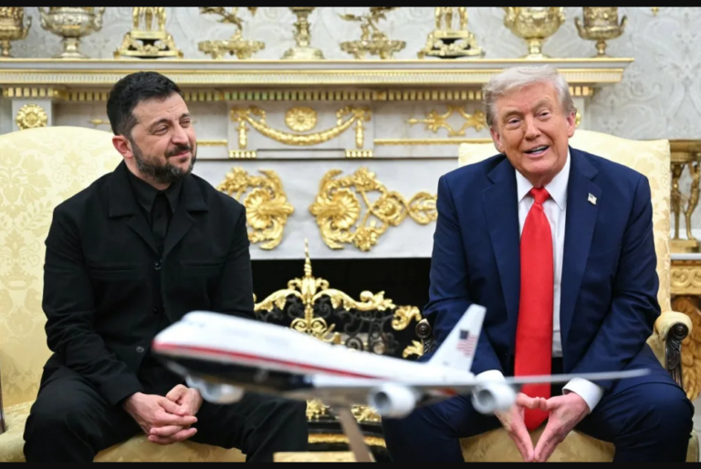 Zelensky me kostum të zi (por pa kravatë), një gjest pajtimi me Trump?