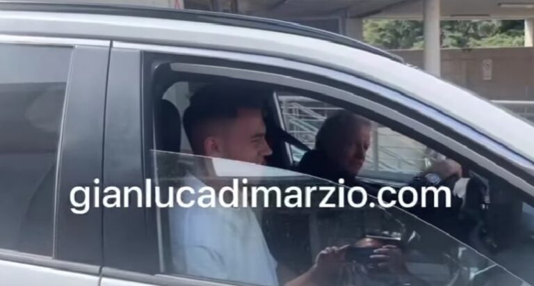 Asllani mbërrin në Torino për të kryer vizitat mjekësore me ekipin e ri