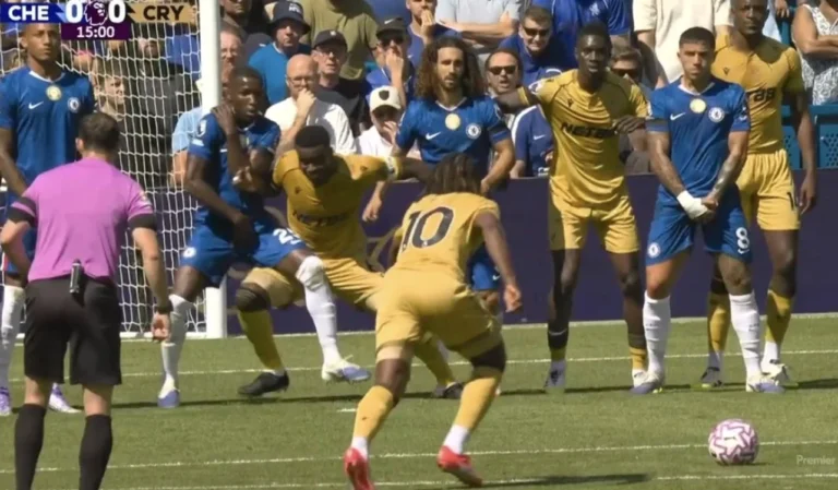 Plasin polemikat në Premier League, C.Palace i anulohet një super gol ndaj Chelsea-t (VIDEO)