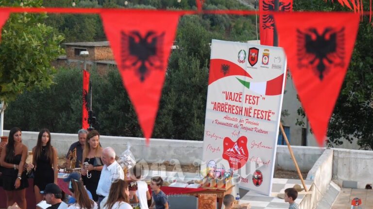 Filloi ”Vajzë Fest”. Sonte shikohet kryevepra që ka organizuar Fidel Ylli në qytetin antik të Amantias