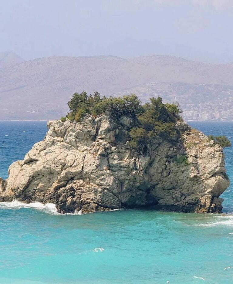 Revista britanike: Shqipëria mes vendeve më mahnitëse evropiane për t’u vizituar