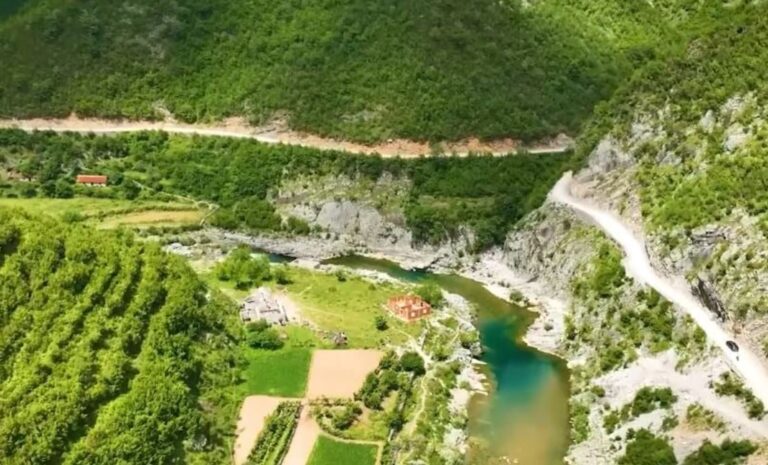 Rruga e Dukagjinit, Rama ndan pamjet nga punimet: Lidh Shkodrën me Gjakovën