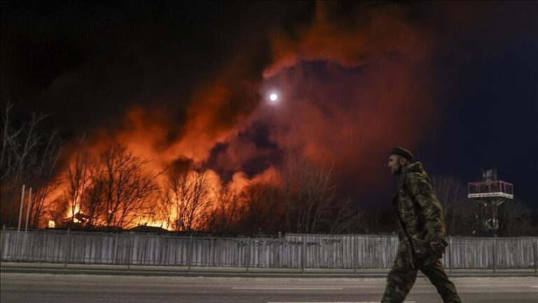 Analiza e CNN: Ja cilat janë pesë skenarët se si mund të përfundojë lu*ta Rusi-Ukrainë