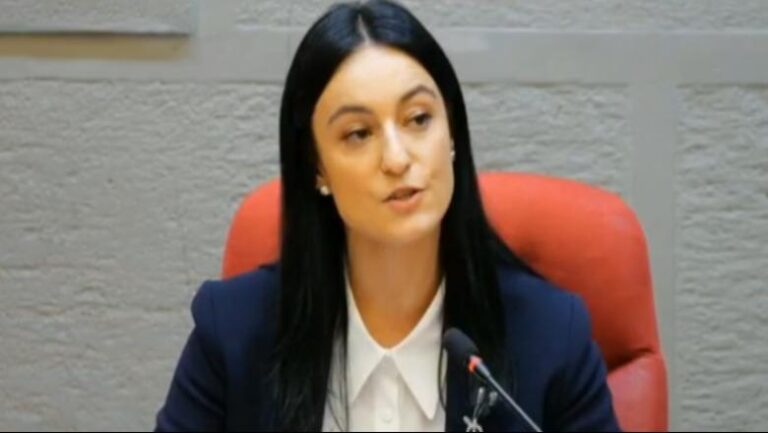 Shkarkimi i Veliajt, kryetarja Fino: Transformoi Tiranën, por është urgjente nevoja për të zgjidhur ngërçin politik