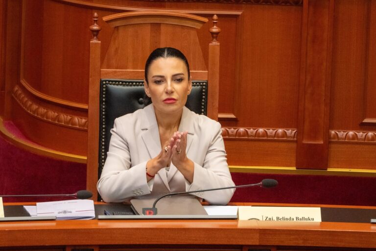 Opozita bllokoi foltoren, zv.kryeministrja Balluku: A quhet ky dialog parlamentar?