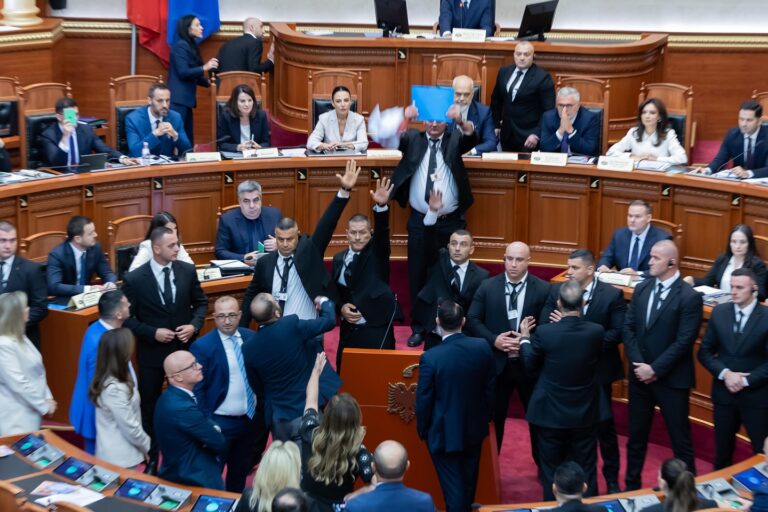 PD letër Kuvendit: Rama të shmangë provokimet, kërkojmë pavlefshmërinë e seancës plenare