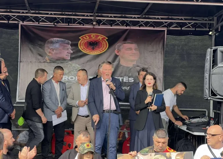 Përfundon protesta, Bosch: Ta quash UÇK-në kriminale është ofendim për vet NATO-n