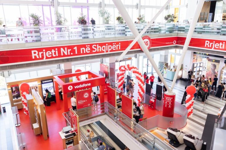 Siguria e fëmijëve në botën online: Vodafone Albania vijon iniciativën e “Prindërimit Digjital” me “Mbrojtësit e botës digjitale”