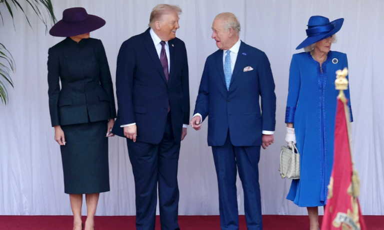 Trump vonohet 21 minuta dhe nuk u përkul para çiftit mbretëror në Britani