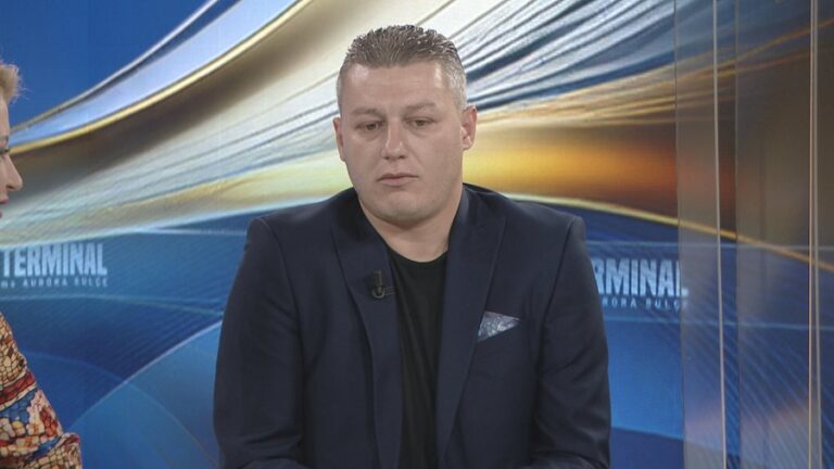 Shkarkimi i Veliajt një vendim politik, këshilltari i majtë: Disa shërbime ceduan