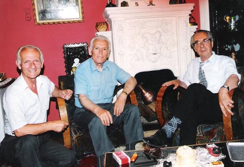 Angjelin Nenshati, Bik Ndoja dhe Ndoc Gurashi